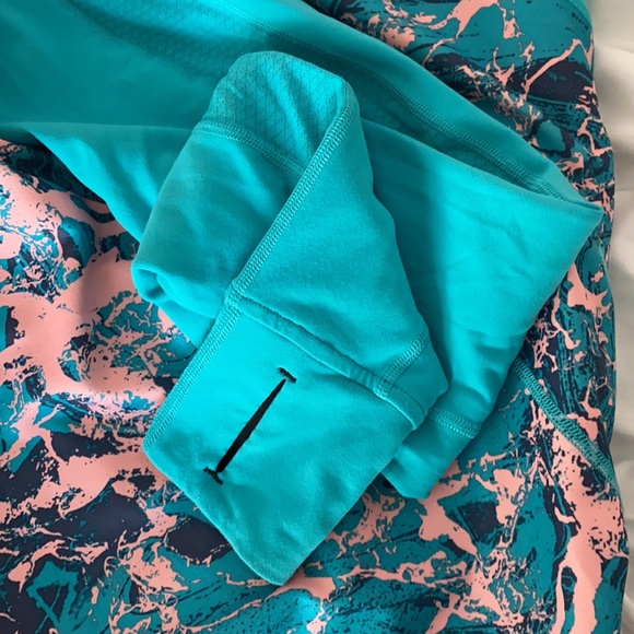 Ivivva Reversible Jacket - Picture 12 of 12